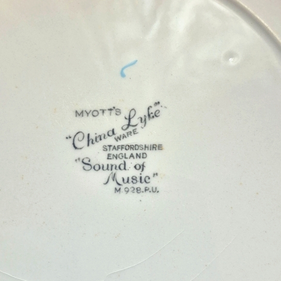 2 Vintage Myott's China-Lyke "Sound Of Music" Dinner Plates, M928.P.U. RARE  - Picture 6 of 6